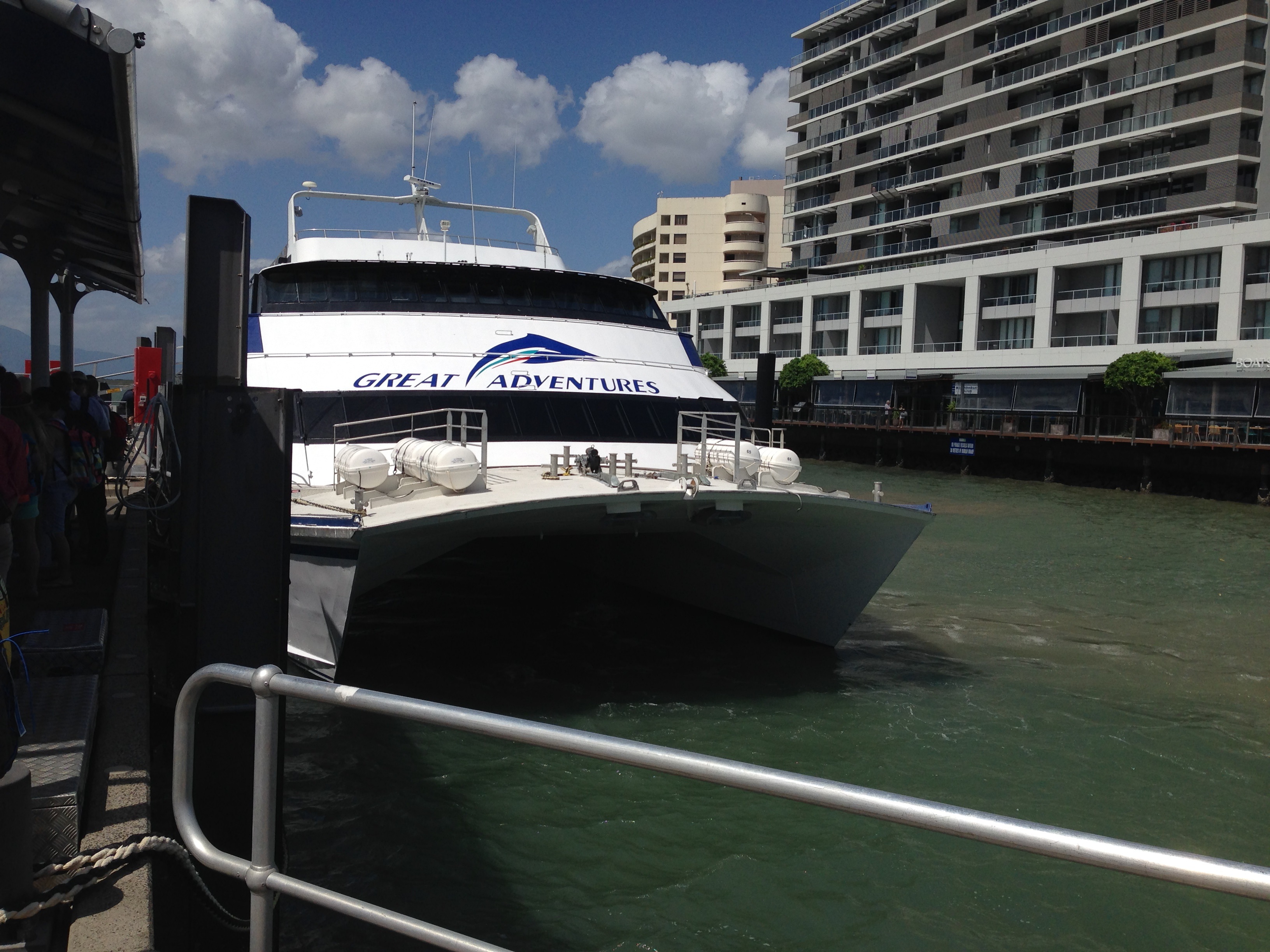 Boat to Great Barrier Reef