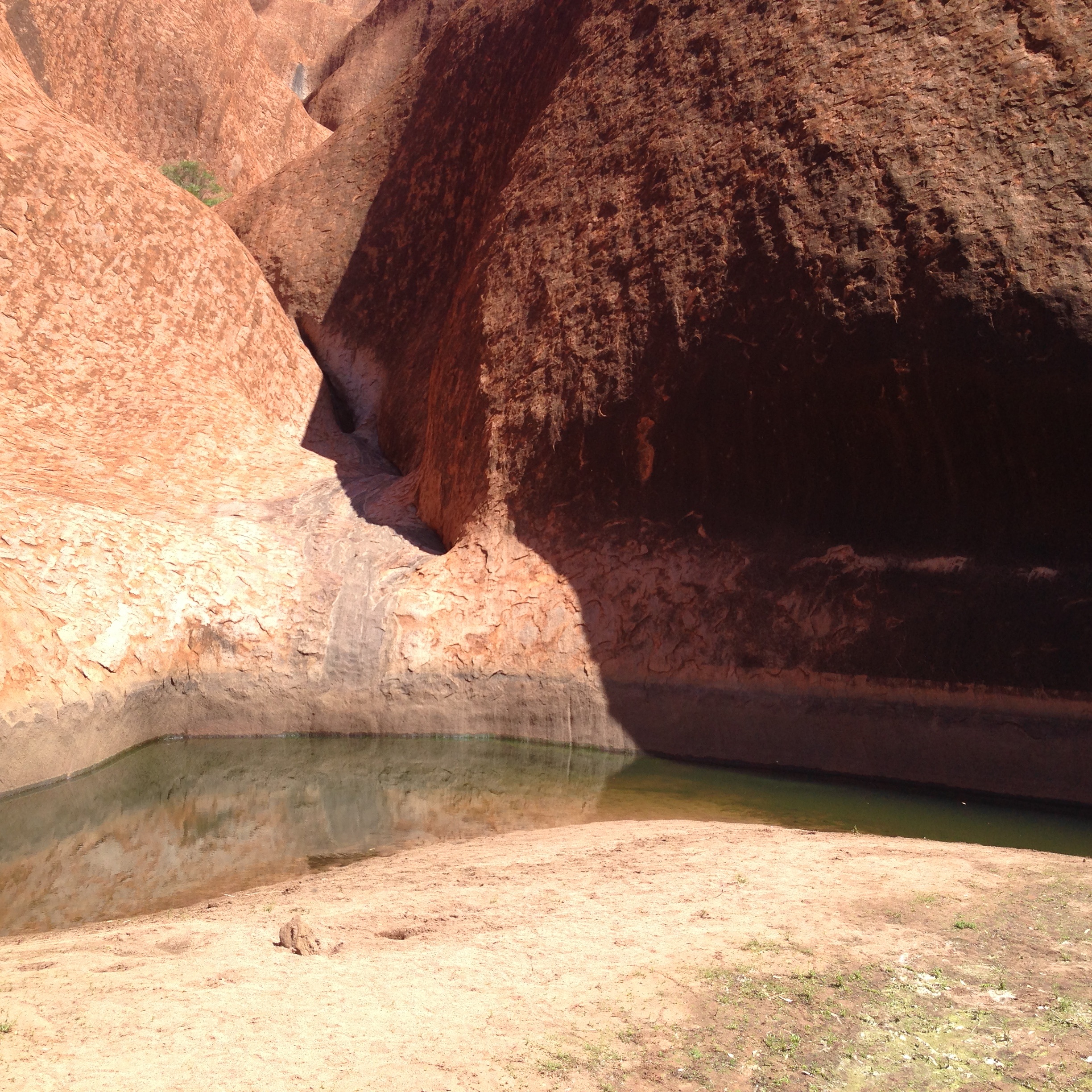 Uluru_4